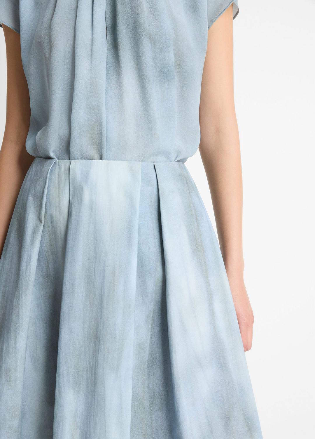 Washed Ombré Cotton Pleated Knee Skirt in Skirts - AZURA WASH | VINCE Women