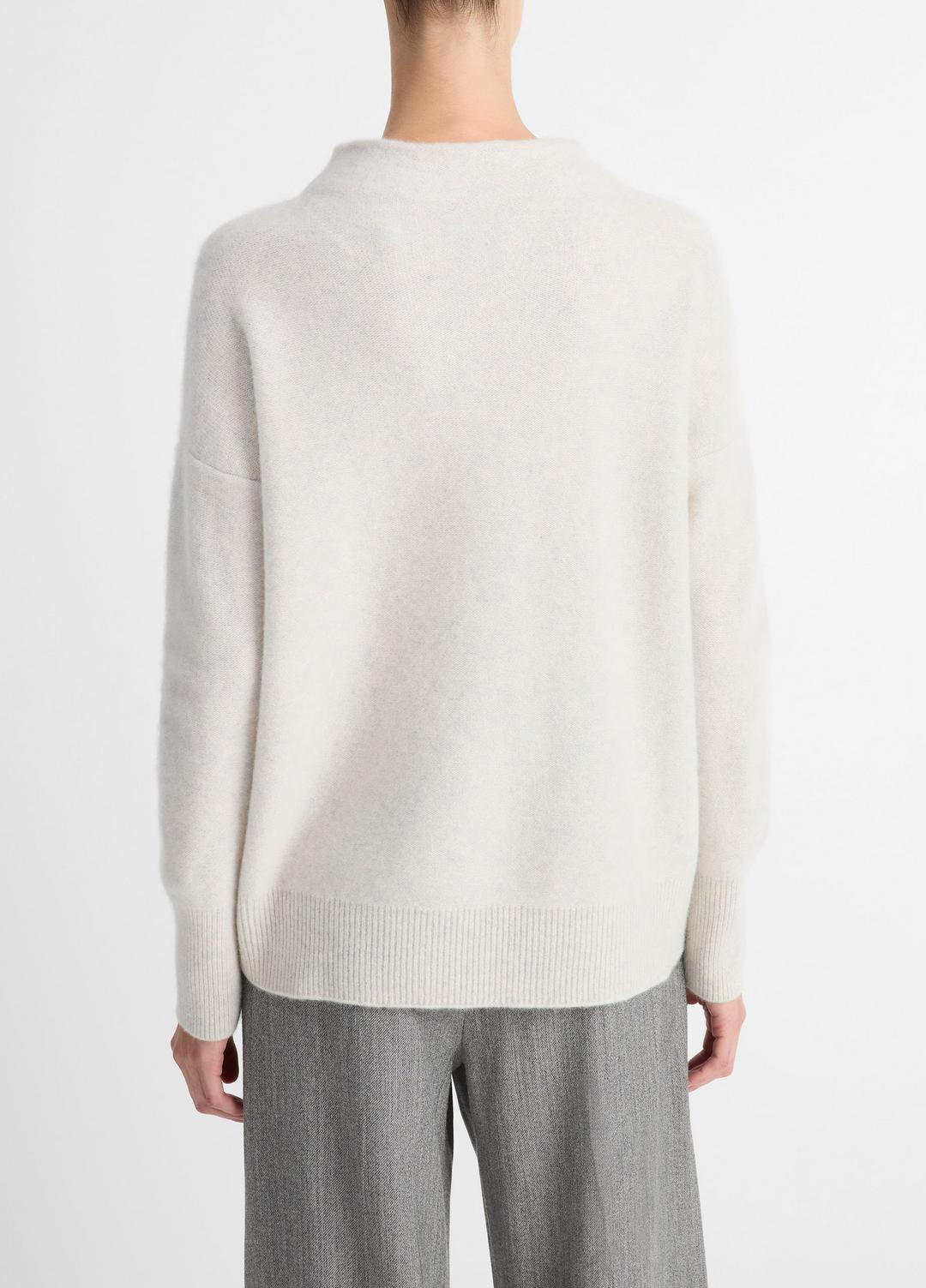 Plush Cashmere Funnel-Neck Sweater in Turtleneck - HEATHER PLATINUM | VINCE Women