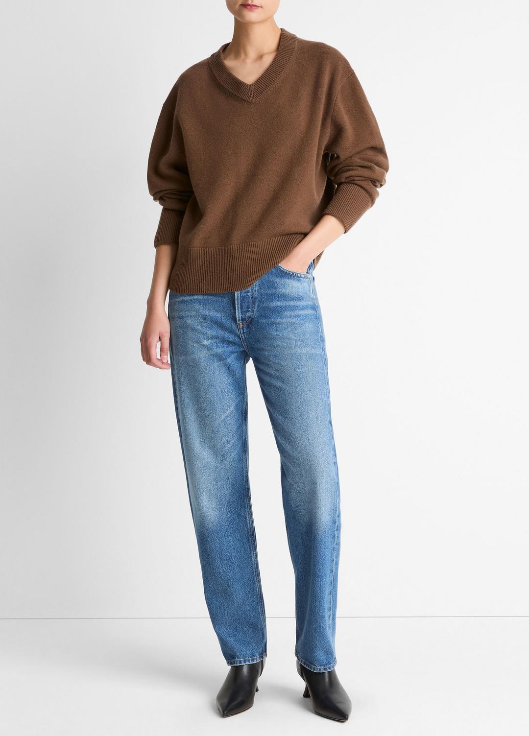 Wool-Cashmere V-Neck Sweater in V-Neck - HAZELNUT | VINCE Women