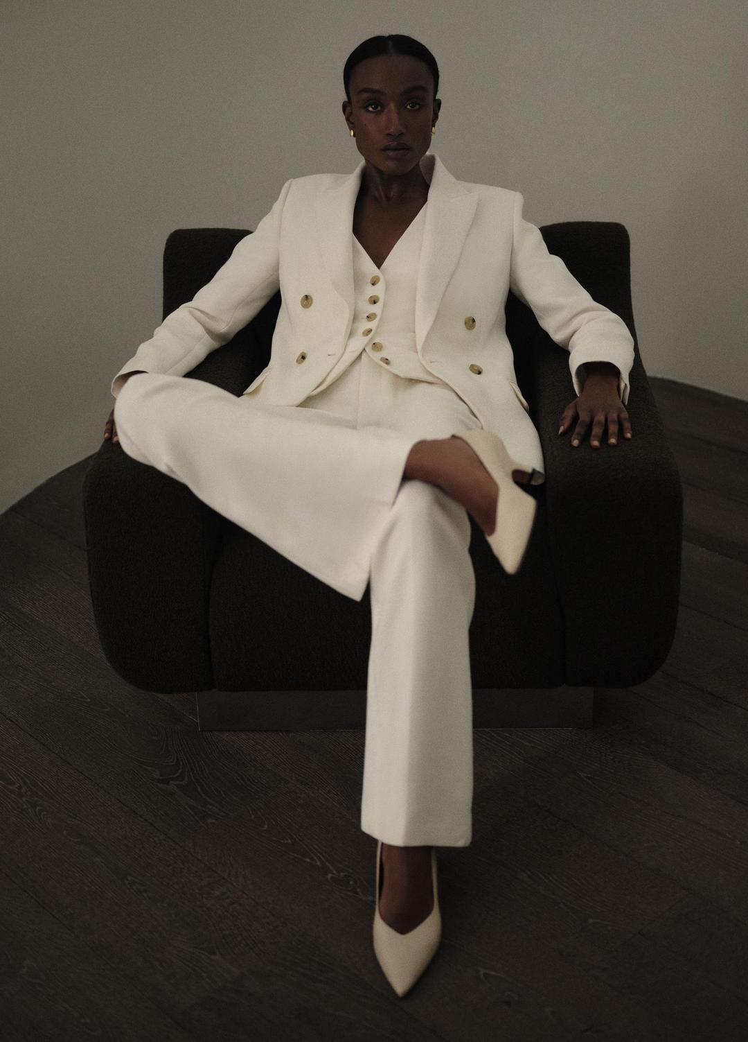 Sculptural Tailored Blazer in Blazers - OFF WHITE | VINCE Women