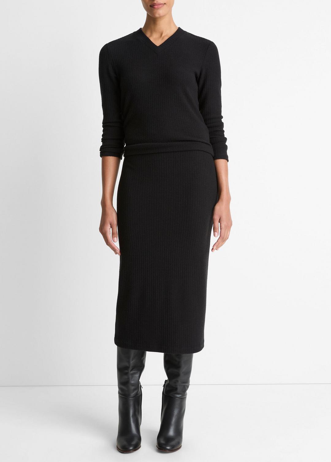 Cozy Rib High V-Neck Top in Long Sleeve - BLACK | VINCE Women