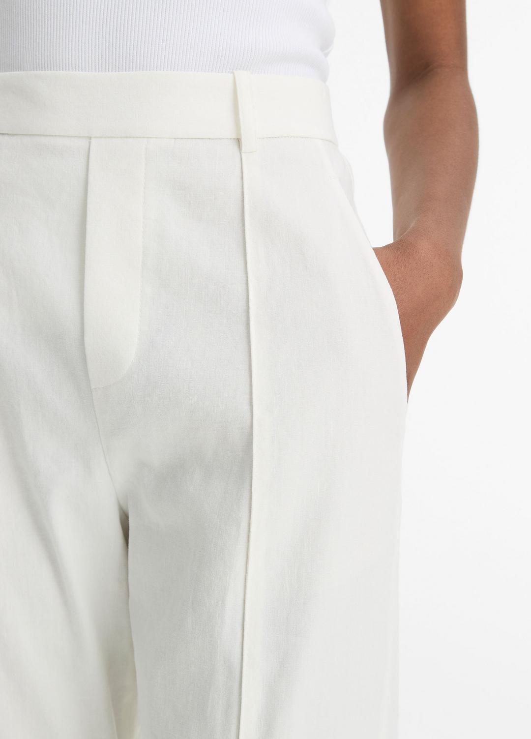 Grace Mid-Rise Linen-Blend Pull-On Pant in Trousers - OFF WHITE | VINCE Women