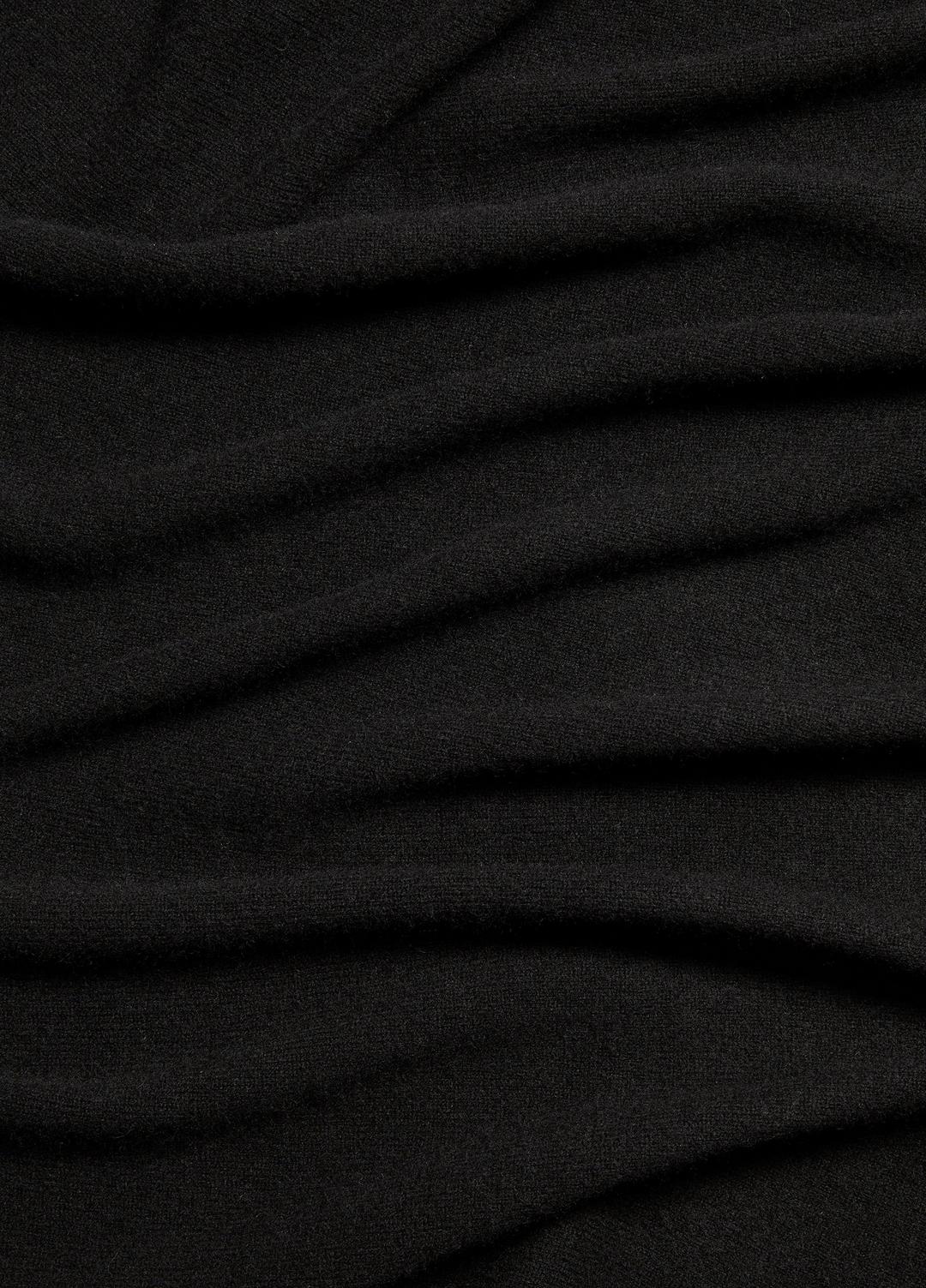 Plush Cashmere Blanket Wrap in Scarves & Hats - BLACK | VINCE Women