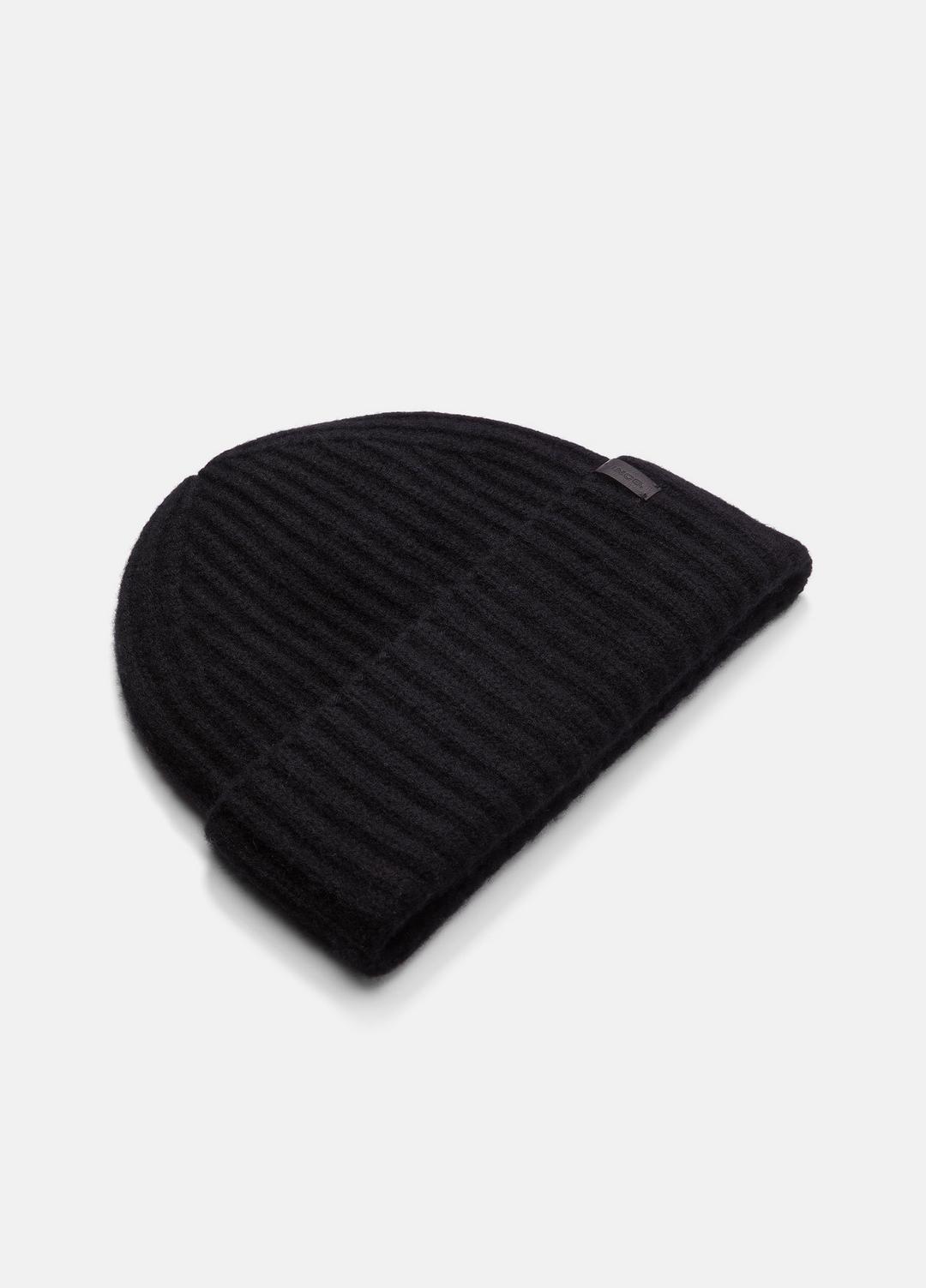 Plush Cashmere Chunky-Knit Beanie in Scarves & Hats - BLACK | VINCE Women