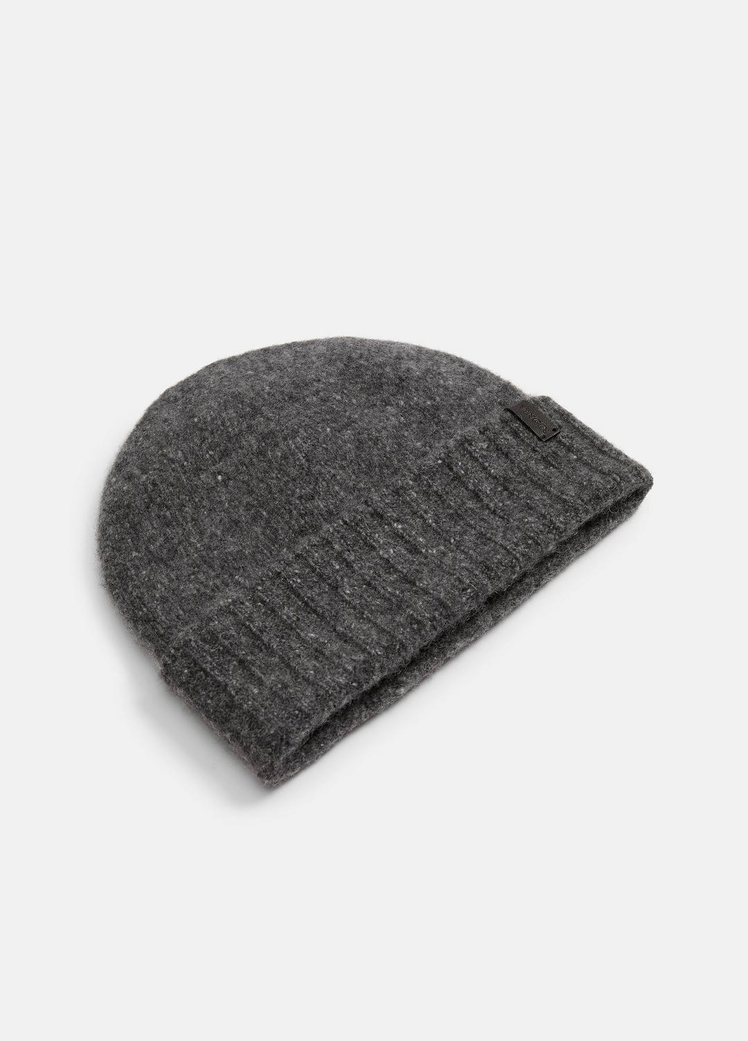 Donegal Cashmere Jersey Beanie in Scarves & Hats - CHARCOAL | VINCE Women