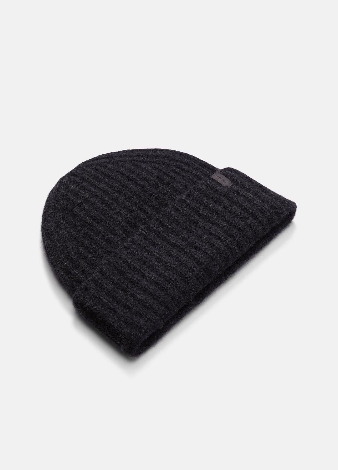 Plush Cashmere Chunky-Knit Beanie in Scarves & Hats - H CHARCOAL | VINCE Women