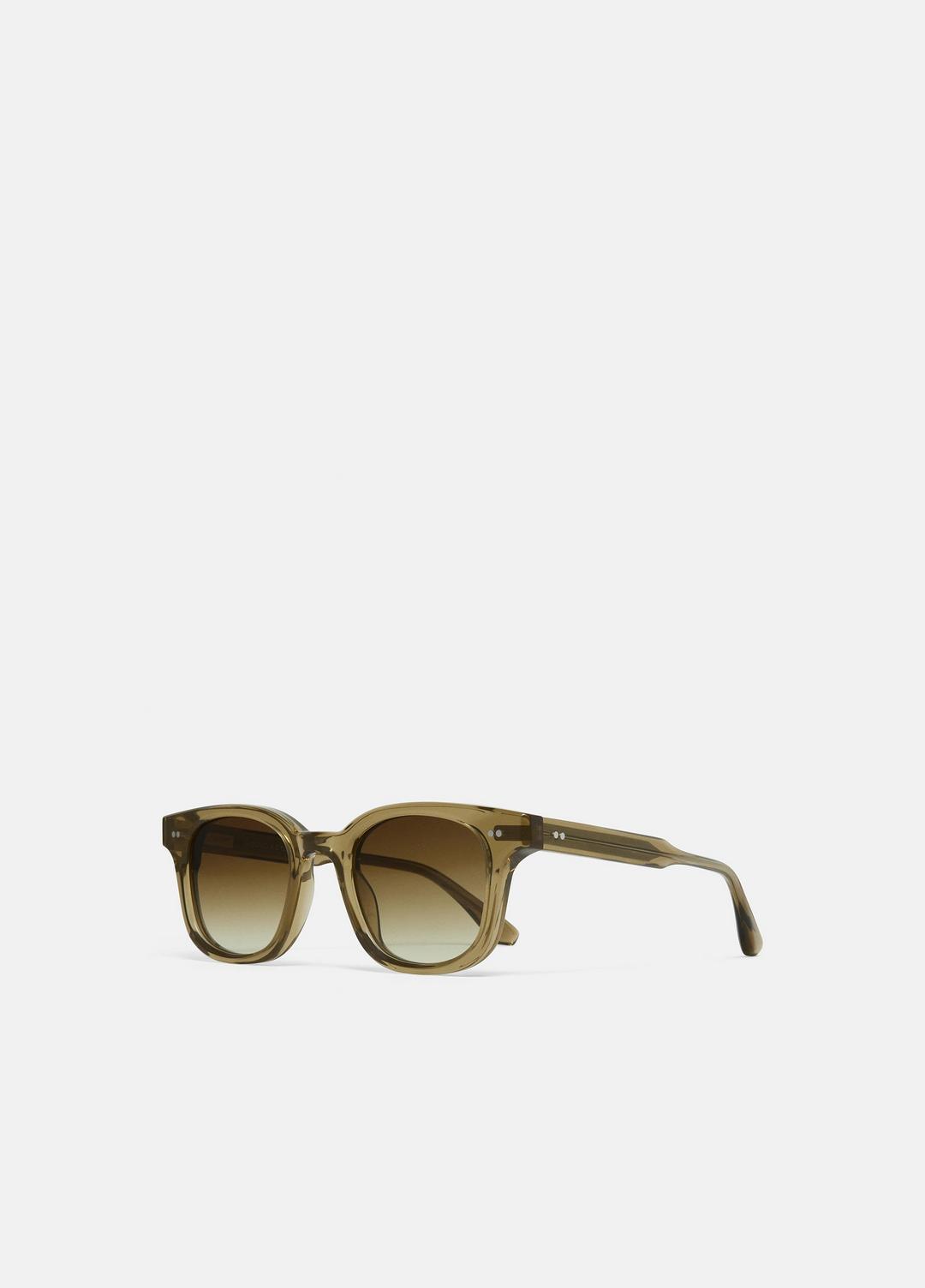 Chimi 02 Sunglasses in Sunglasses - GREEN | VINCE Women/Men