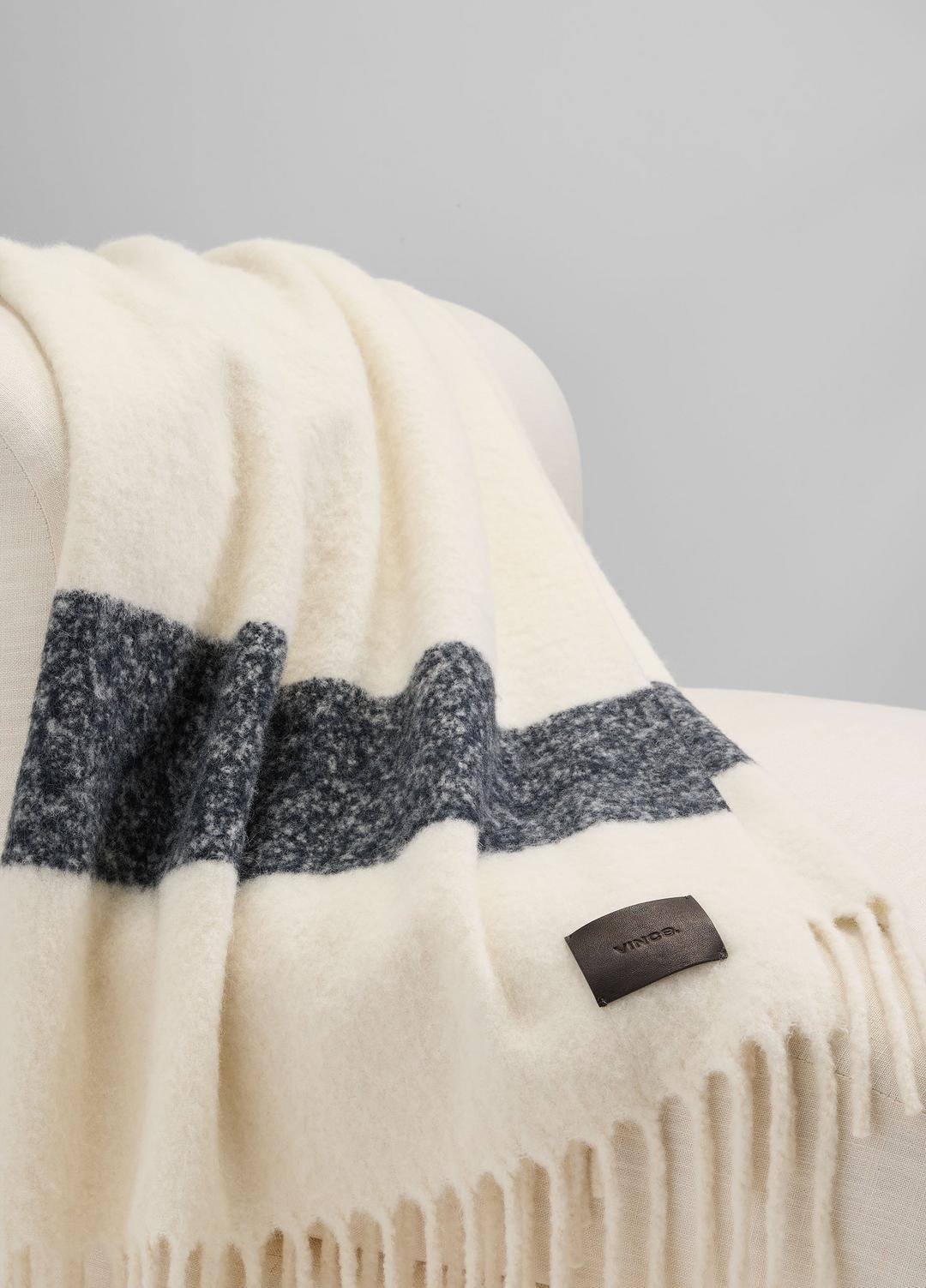 Brushed Alpaca-Blend Throw in Pillows & Blankets - WHITE/BLACK | VINCE Women