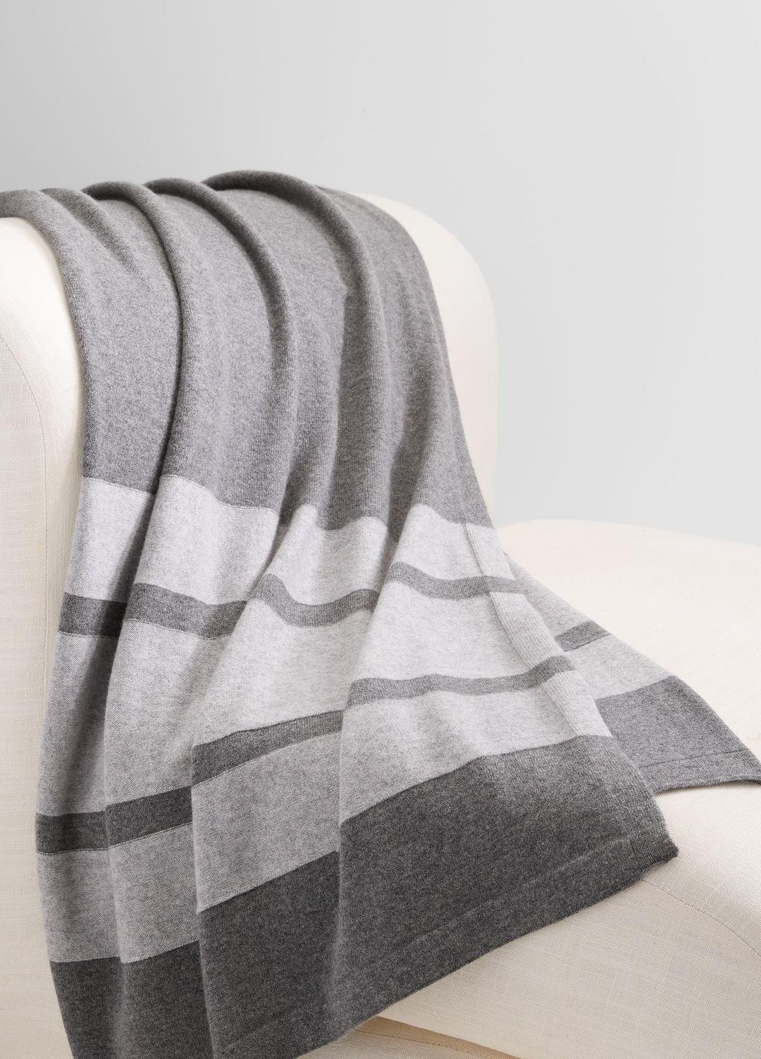 Cashmere Jersey Stripe Throw in Pillows & Blankets - MEDIUM HEATHER GREY | VINCE Women