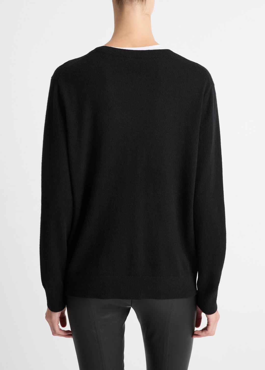 Cashmere Weekend V-Neck Sweater in Vince Products Women - BLACK | VINCE Women