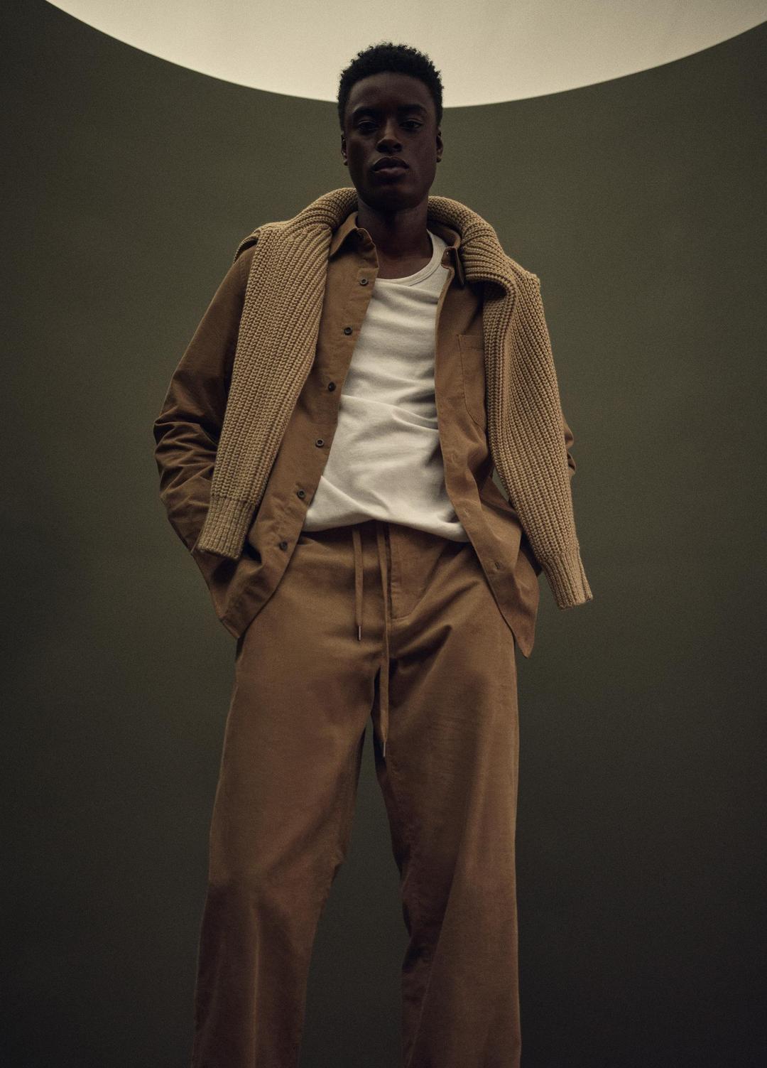 Louie Relaxed Cotton Corduroy Elastic-Waist Pant in Trousers - TETON | VINCE Men