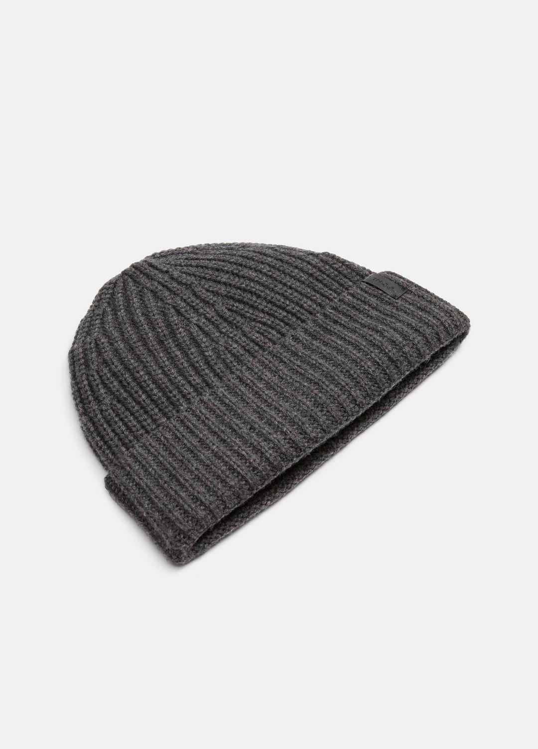 Cashmere Shaker-Stitch Beanie in Scarves & Hats - 060HCO | VINCE Men