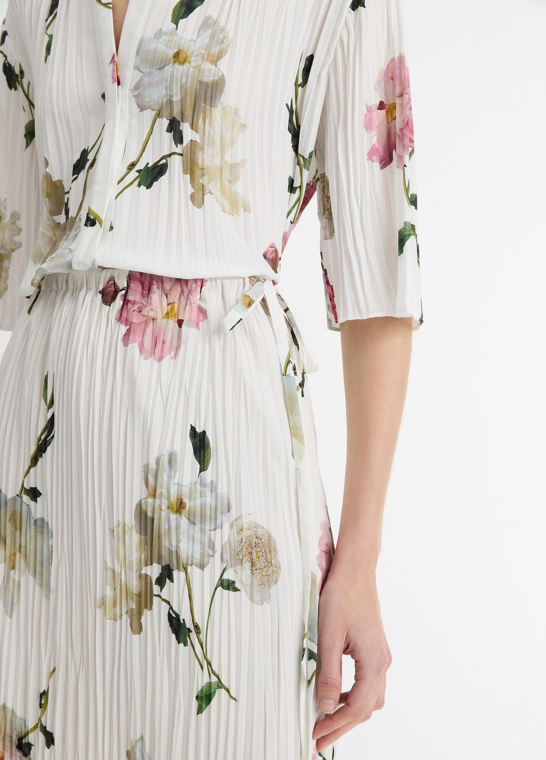 Wilted Peony Pleated Side-Tie Skirt in Dresses & Skirts - WHITE PEONY | VINCE Sale