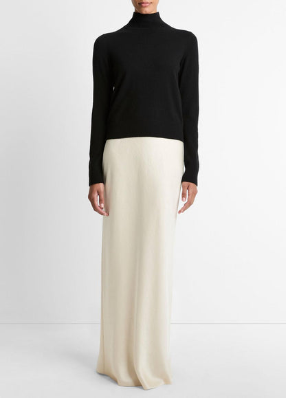 VINCE Women Cashmere Turtleneck Sweater in Turtleneck BLACK