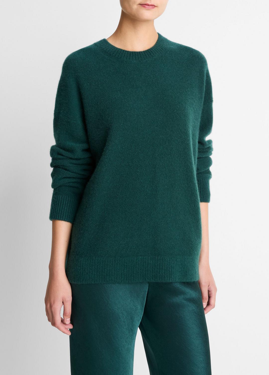 VINCE Women Plush Cashmere Crew Neck Sweater in Crew Neck JUNIPER