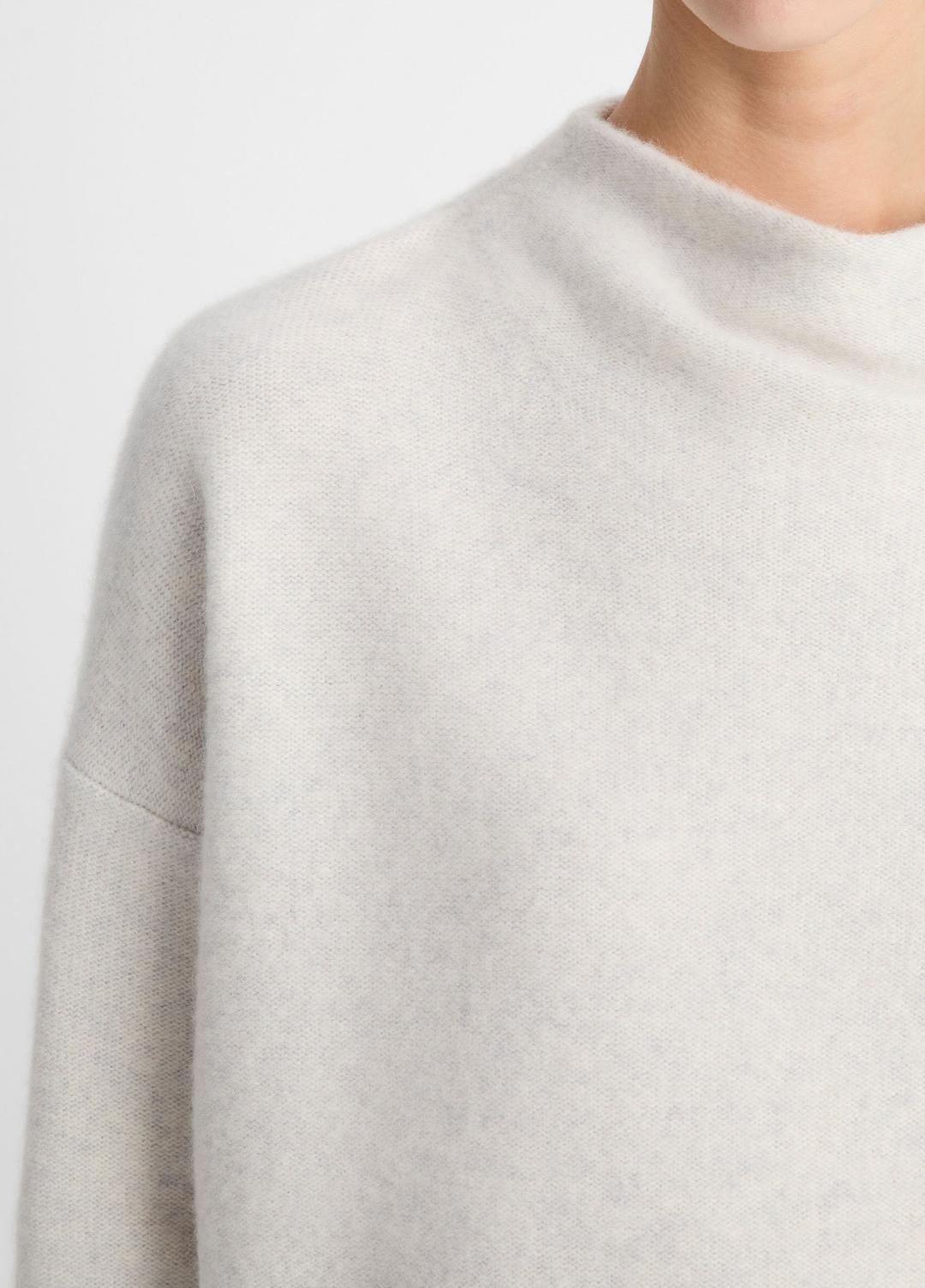VINCE Women Plush Cashmere Funnel-Neck Sweater in Turtleneck HEATHER PLATINUM