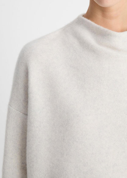 VINCE Women Plush Cashmere Funnel-Neck Sweater in Turtleneck HEATHER PLATINUM
