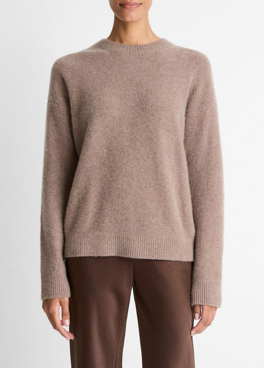 VINCE Women Plush Cashmere Crew Neck Sweater in Crew Neck HEATHER DOE