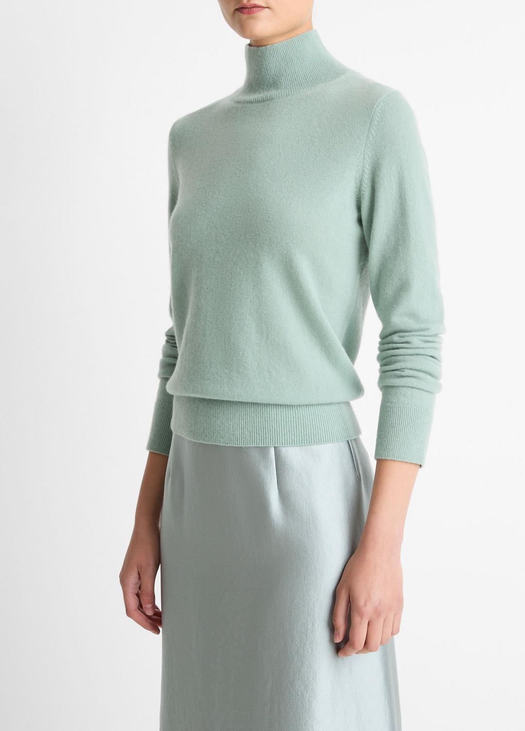 VINCE Women Cashmere Turtleneck Sweater in Turtleneck ALOE STONE