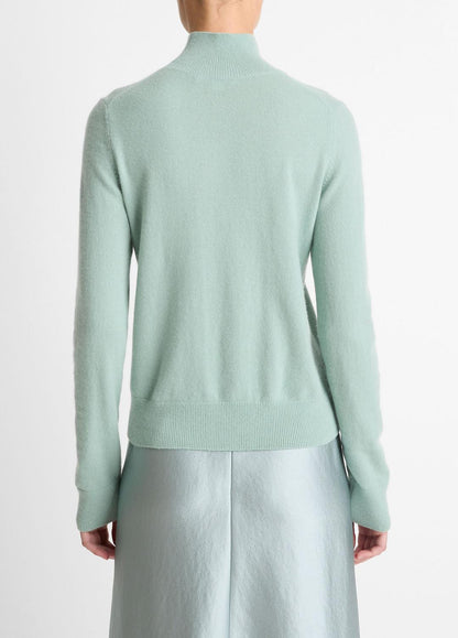 VINCE Women Cashmere Turtleneck Sweater in Turtleneck ALOE STONE