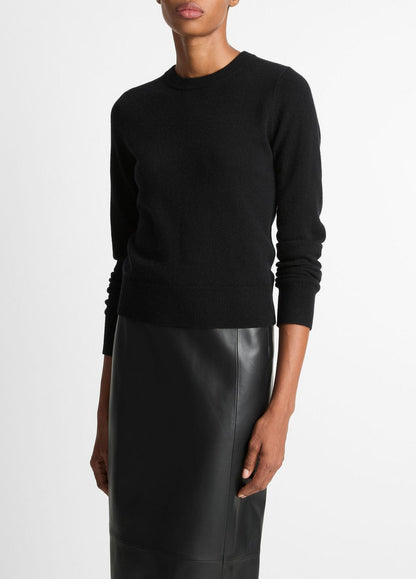 VINCE Women Cashmere Crew Neck Sweater in Crew Neck BLACK