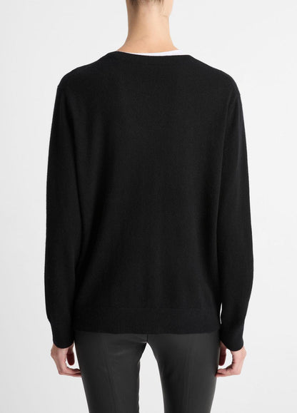 VINCE Women Cashmere Weekend V-Neck Sweater in V-Neck BLACK