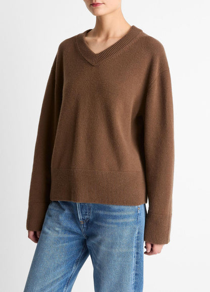 VINCE Women Wool-Cashmere V-Neck Sweater in V-Neck HAZELNUT