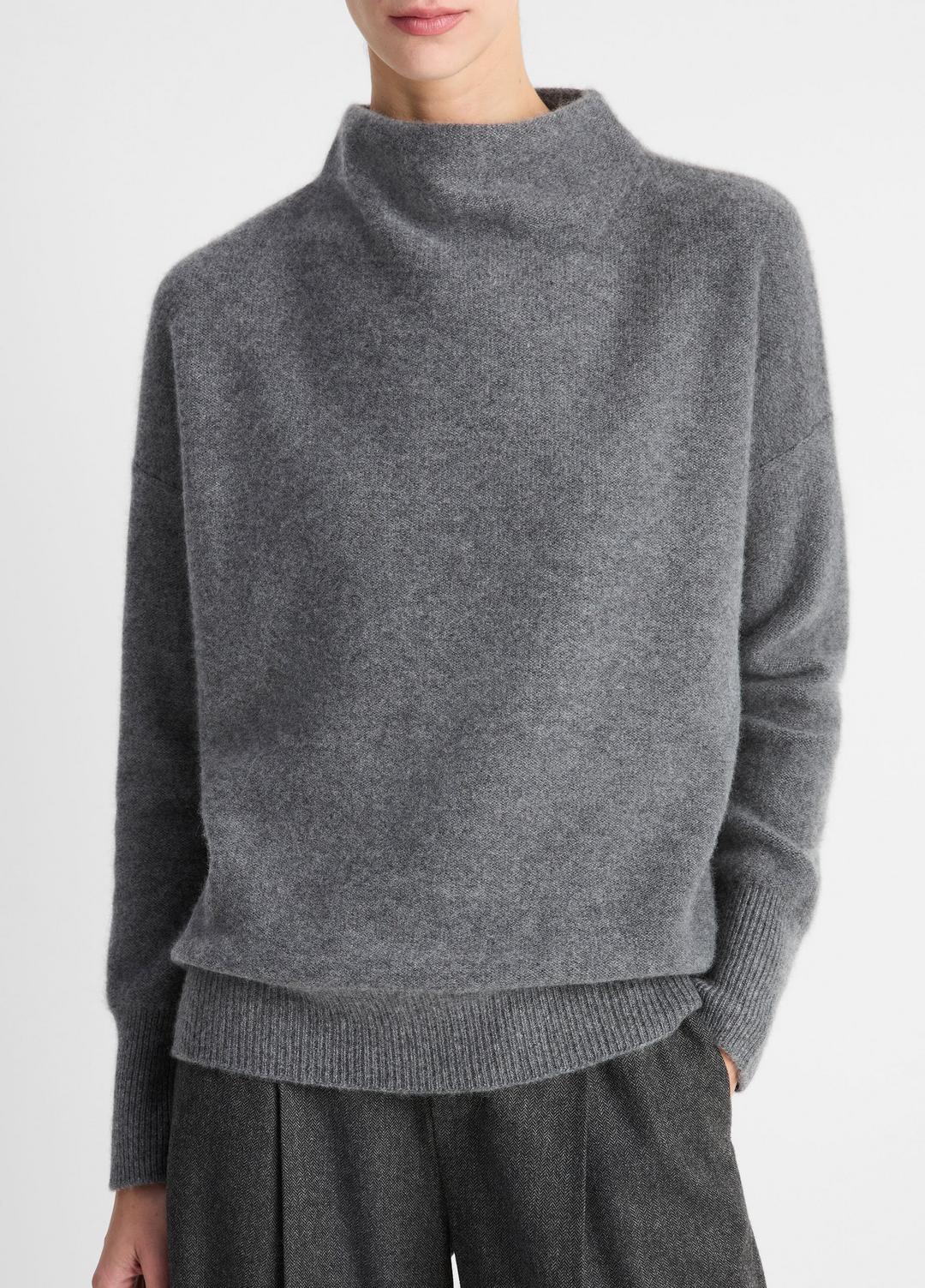VINCE Women Plush Cashmere Funnel-Neck Sweater in Turtleneck HEATHER GRAPHITE