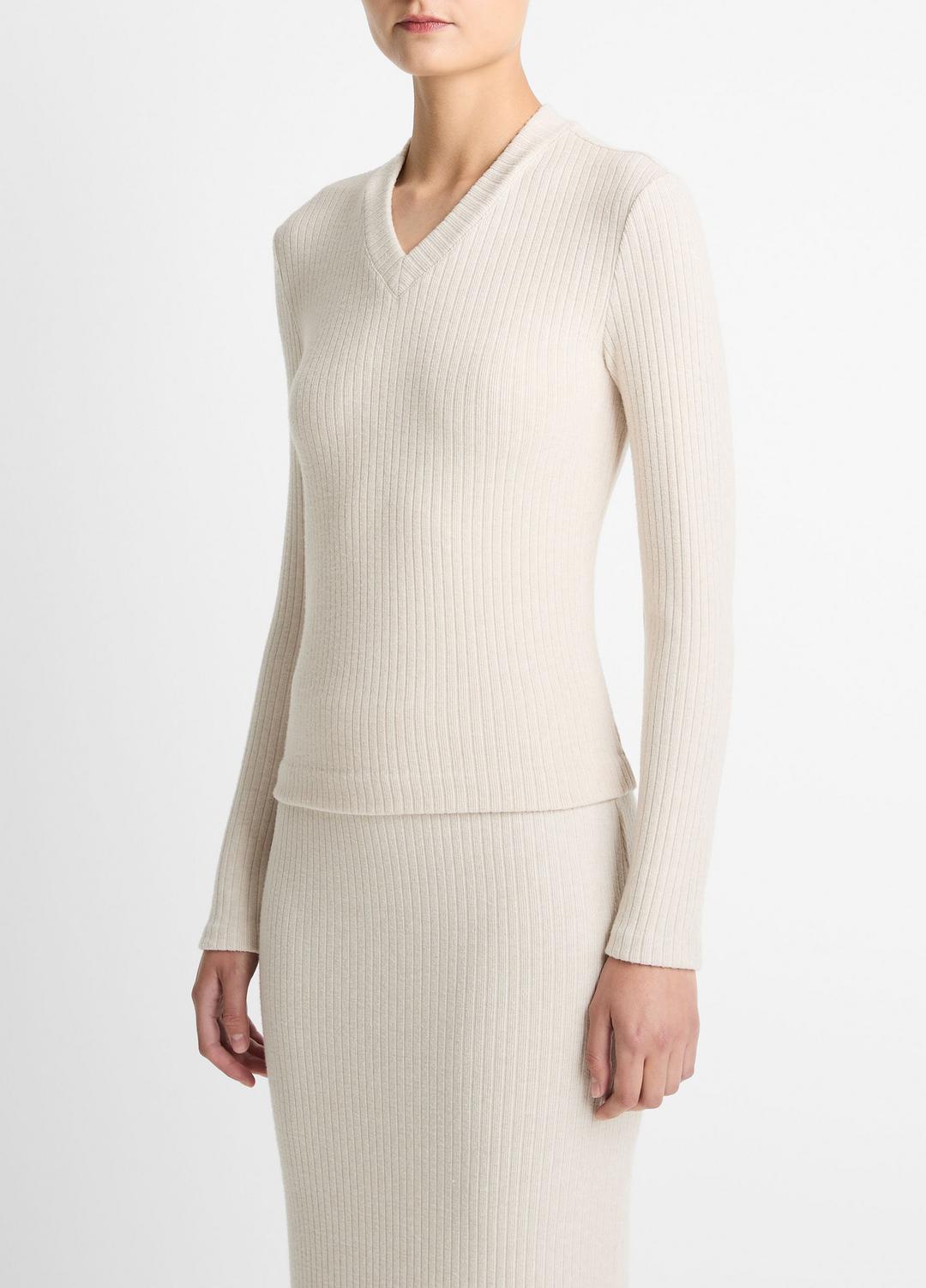 VINCE Women Cozy Rib High V-Neck Top in Long Sleeve HEATHER CREAM OAT