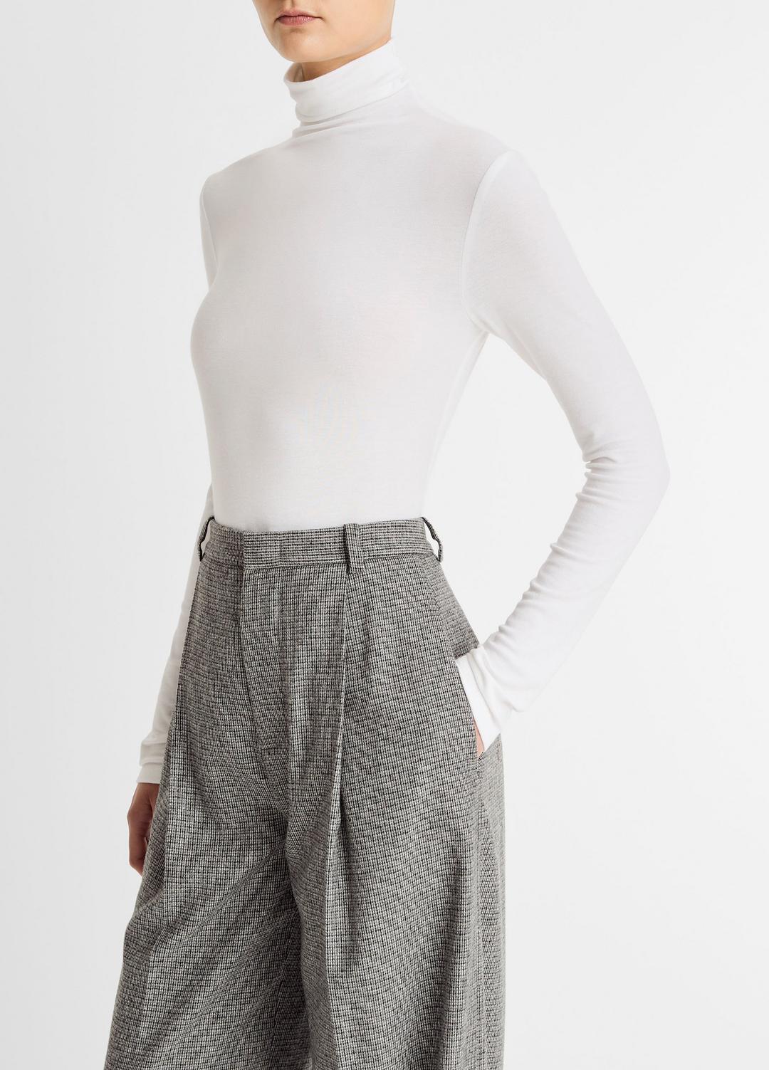 VINCE Women Essential Long-Sleeve Turtleneck Top in Long Sleeve OFF WHITE