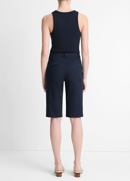 VINCE Women Italian Stretch-Cotton Chino Short in Shorts COASTAL BLUE