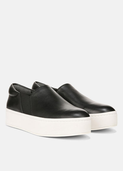 VINCE Women Warren Leather Sneaker in Sneakers BLACK