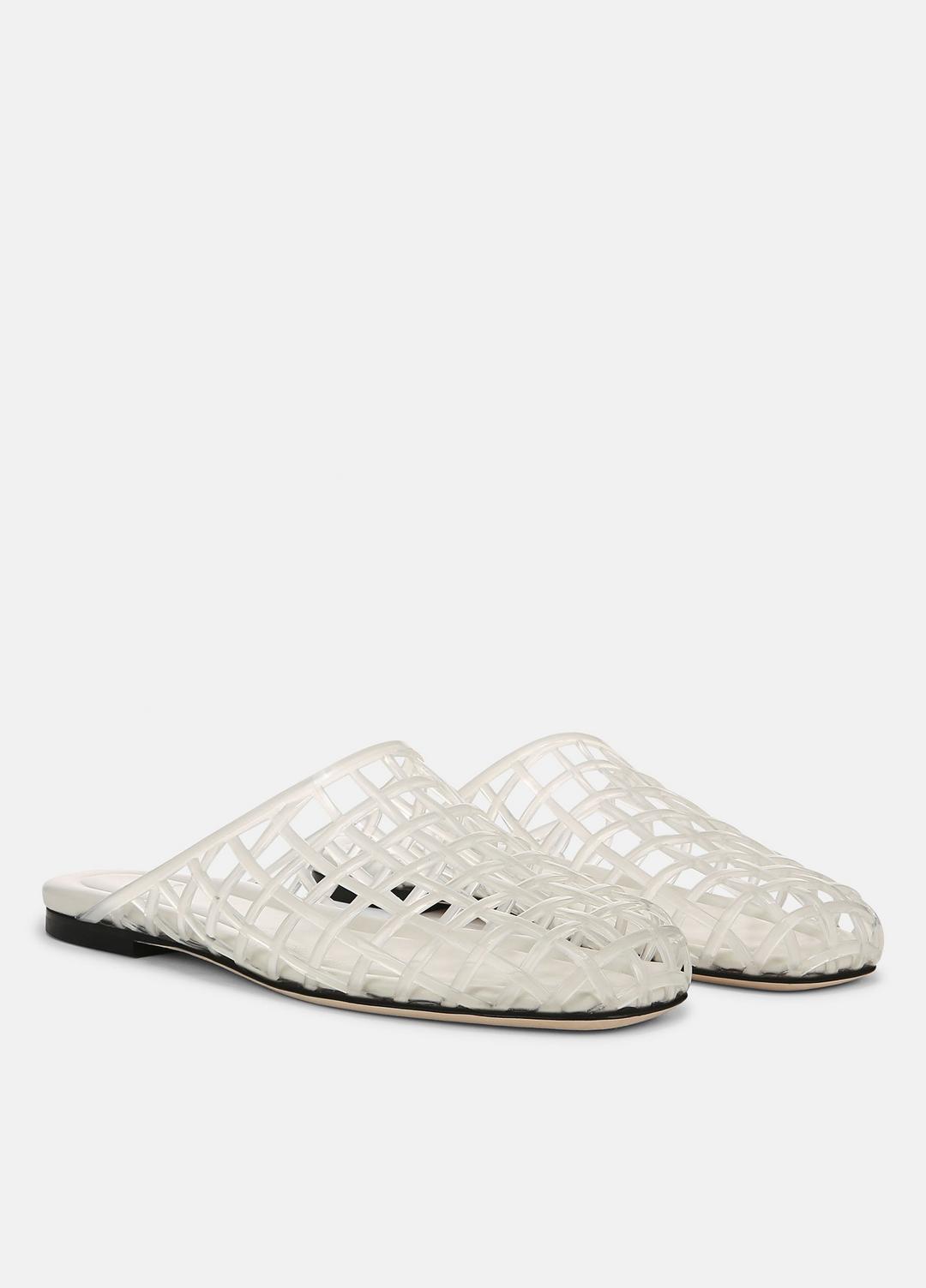 VINCE Women Barcelona Jelly Sandal in Sandals CLEAR