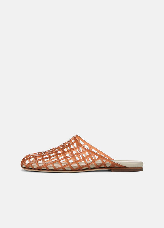 VINCE Women Barcelona Jelly Sandal in Sandals DARK AMBER