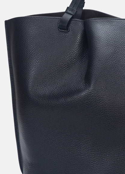 VINCE Women Ava Leather Tote in Handbags BLACK