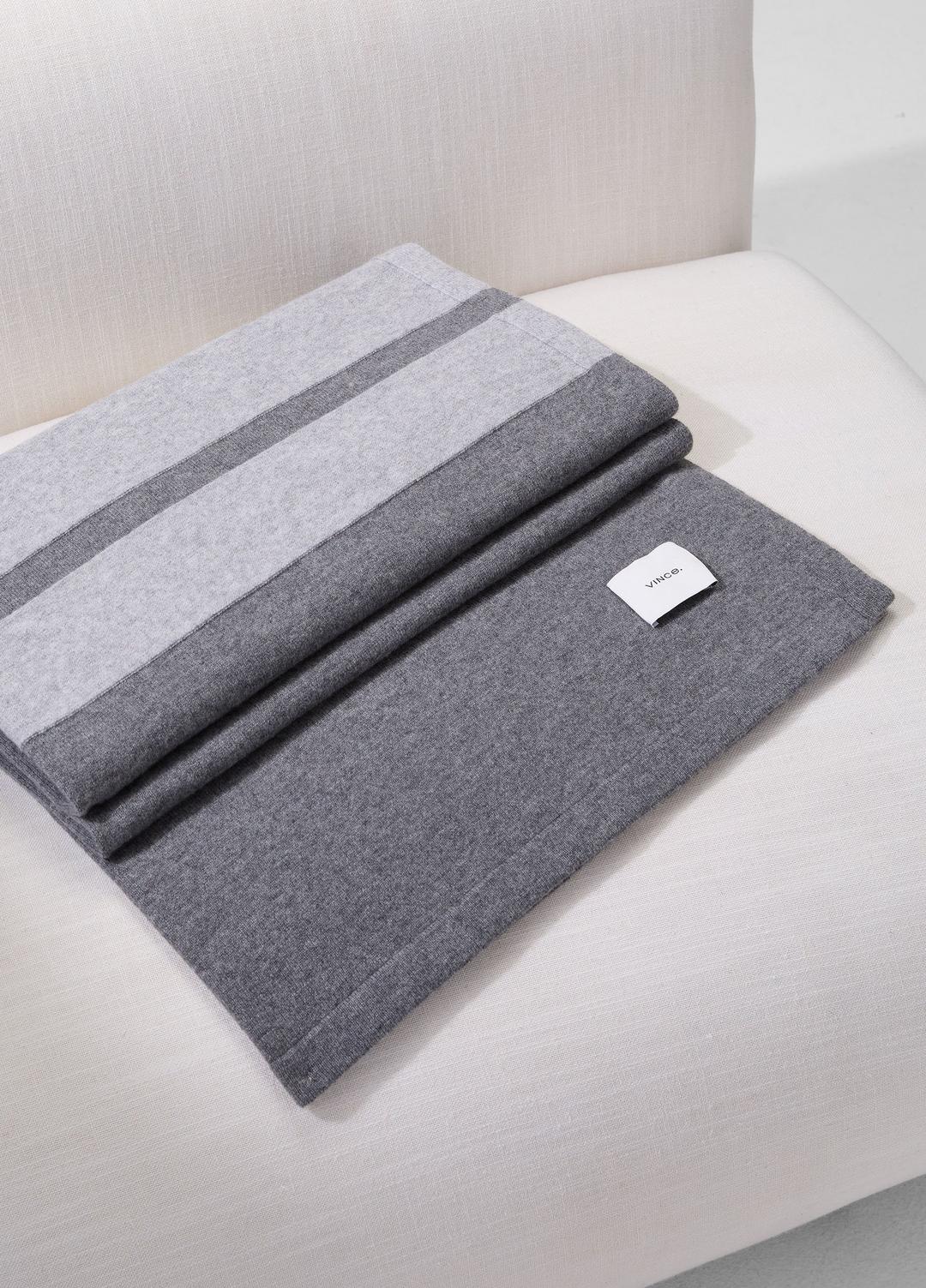VINCE Women Cashmere Jersey Stripe Throw in Pillows & Blankets MEDIUM HEATHER GREY