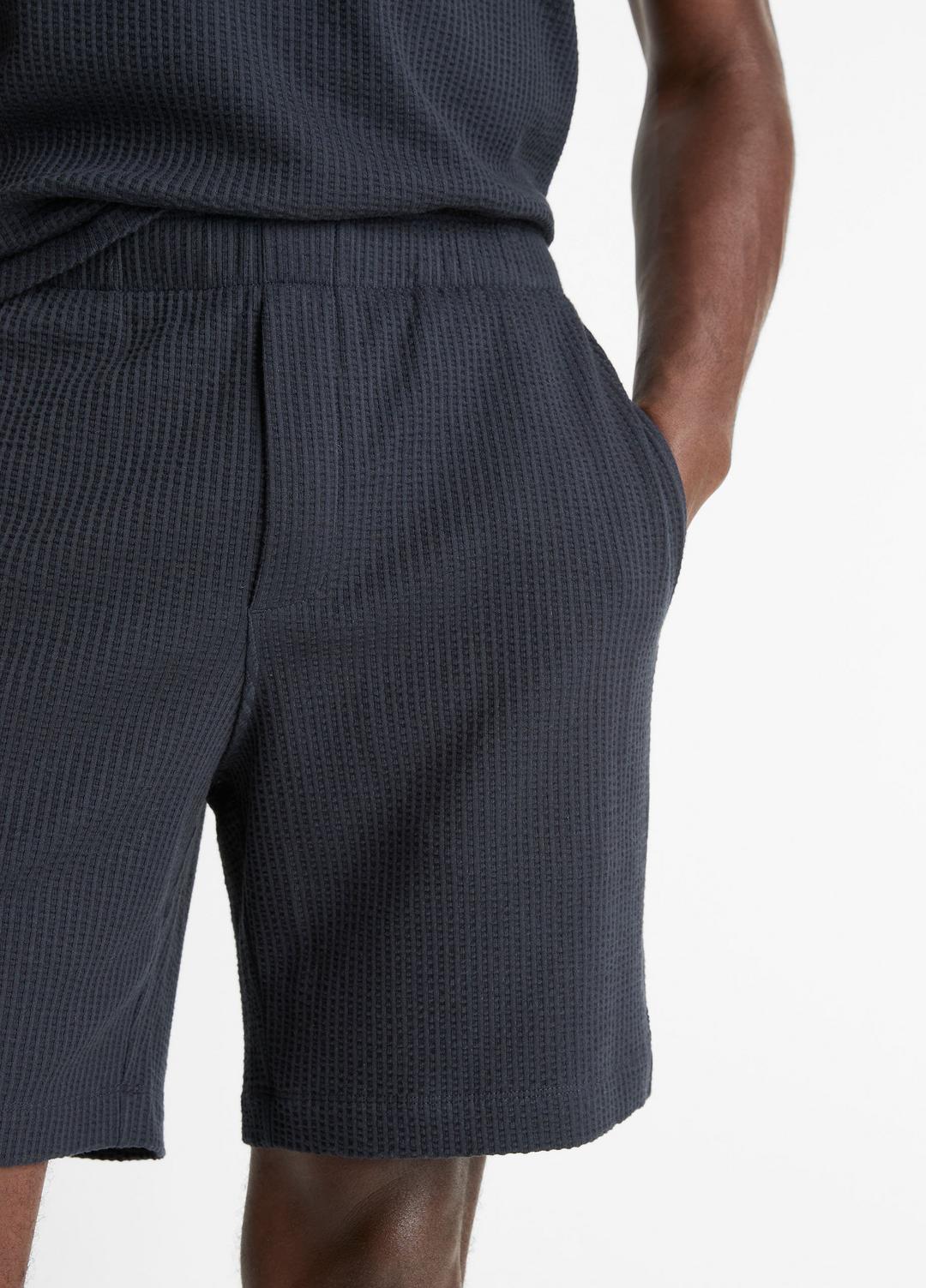 VINCE Men Seersucker-Knit Stretch-Cotton Short in Shorts COASTAL BLUE