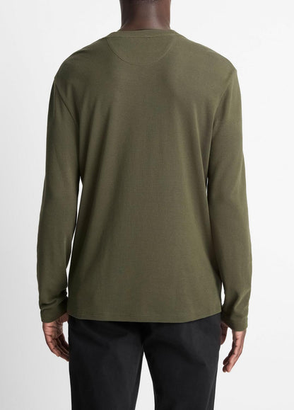 VINCE Men Micro-Waffle Pima Cotton Double-Collar Long-Sleeve T-Shirt in Long Sleeve DRIVER GREEN/BLACK