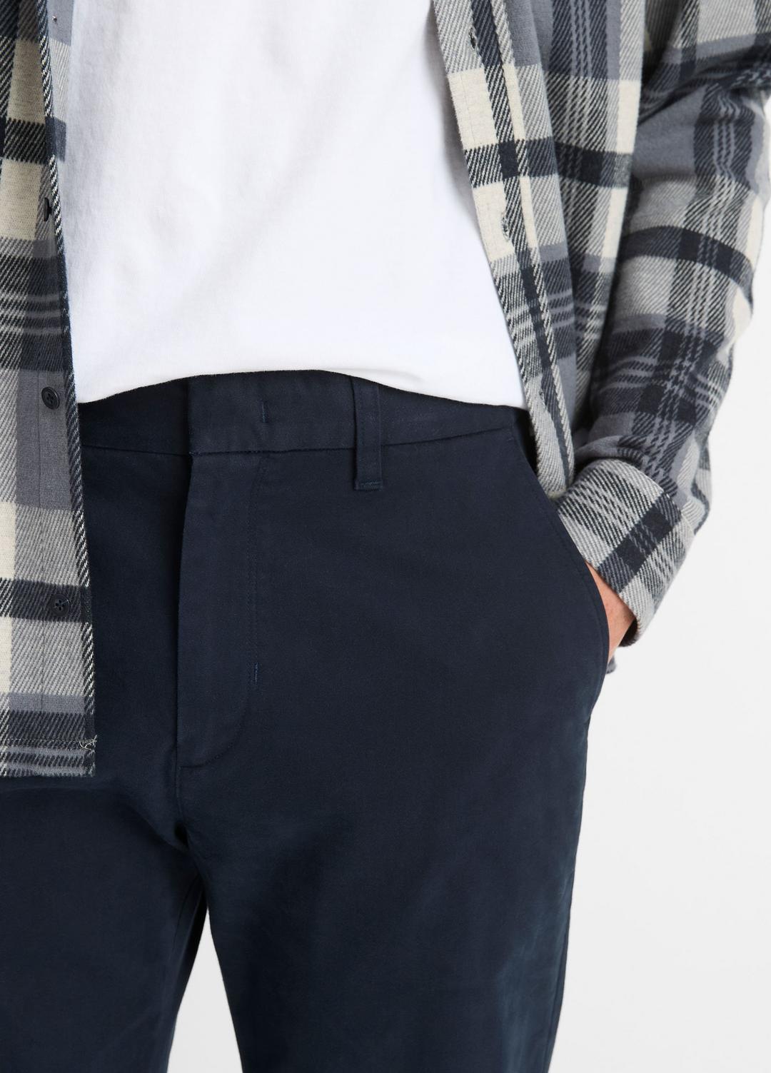 VINCE Men Owen Athletic Stretch-Cotton Pant in Trousers COASTAL BLUE